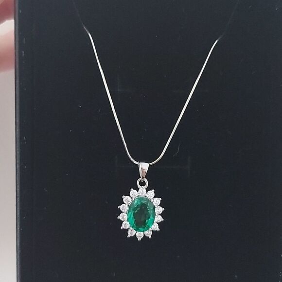 1.74 Carat Emerald Sterling Silver Diana Necklace - Picture 3 of 8
